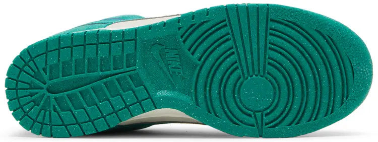 Nike Dunk Low SE 85 'Neptune Green'