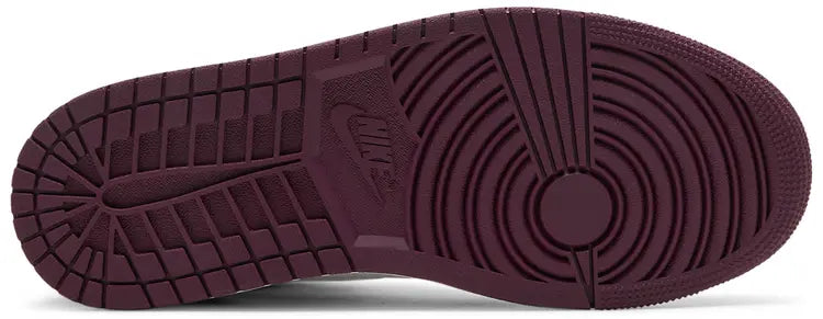 Nike Air Jordan 1 Retro High OG 'Bordeaux'