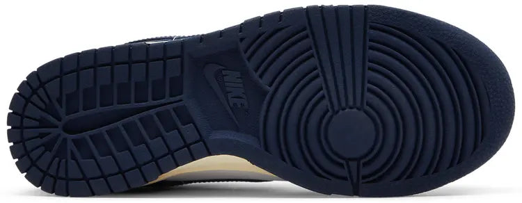 Nike Dunk Low 'Vintage Navy'